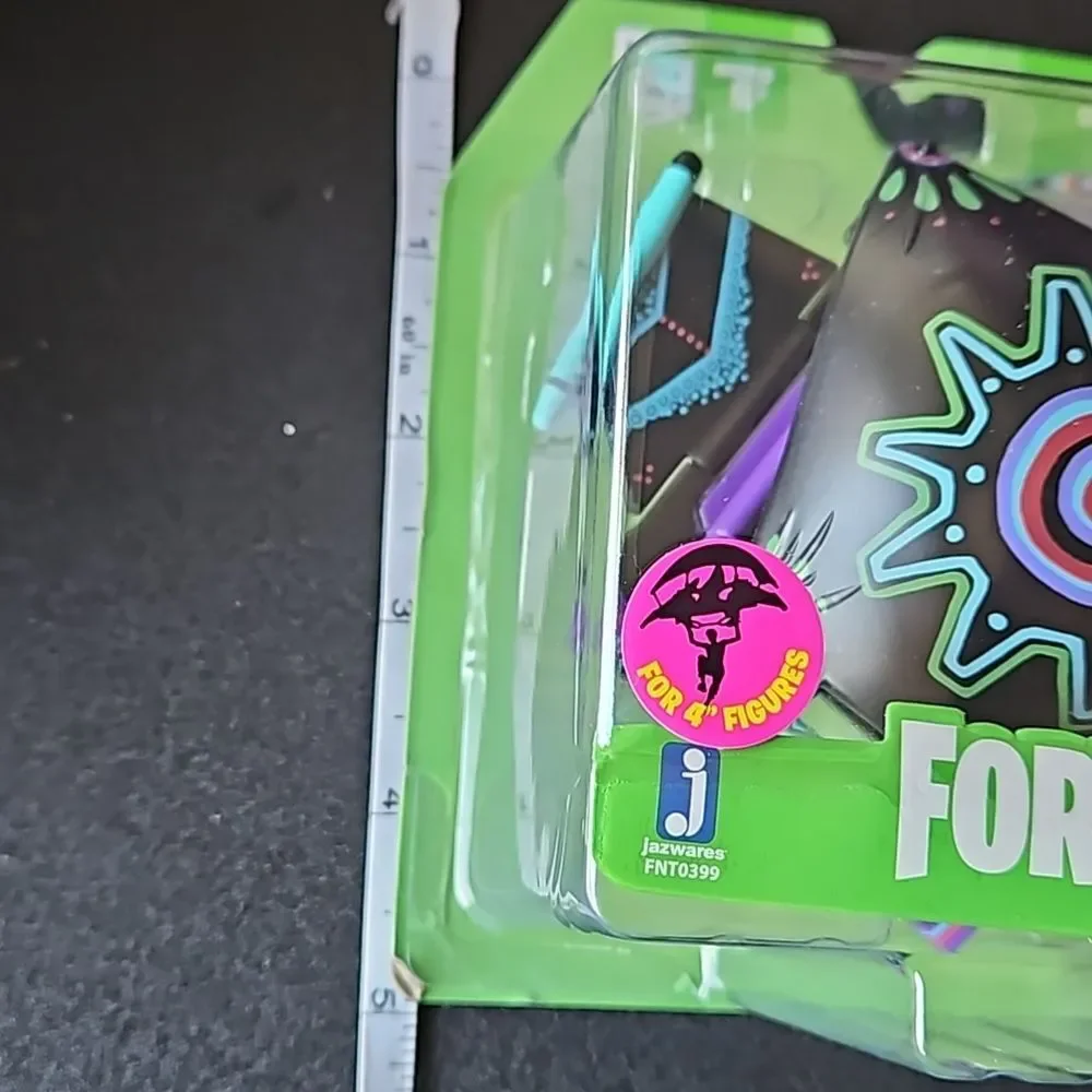 Jazwares Fortnite Glow Rider Glider Accessory for 4in Action Figures